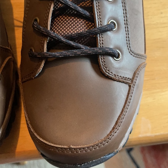 Brand new men’s London Fog hiking boots. - Picture 4 of 13